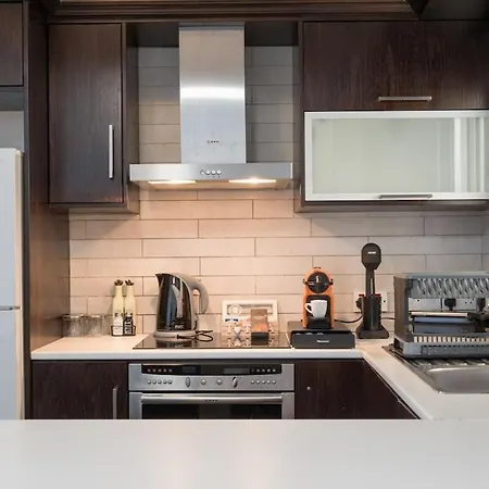 Apartamento Cozy 2bd 100gb Tourist Area 50m From Sea Limassol