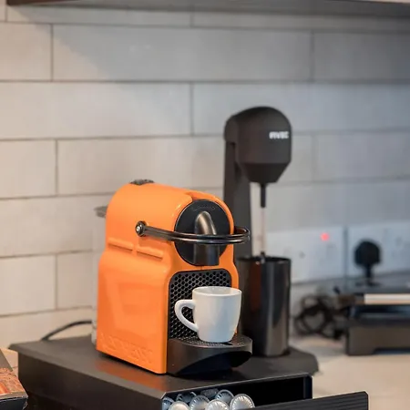 Cozy 2bd 100gb Tourist Area 50m From Sea * Limassol